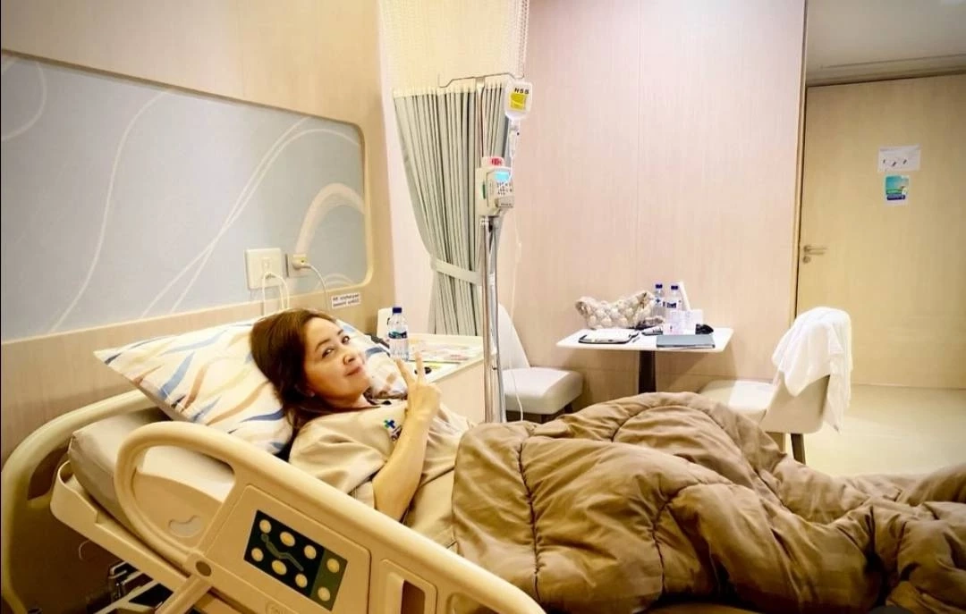 กวาง กมลชนก ออกจากโรงพยาบาลแล้ว หมอแจ้งเป็นหมอนรองกระดูกทับเส้นประสาท