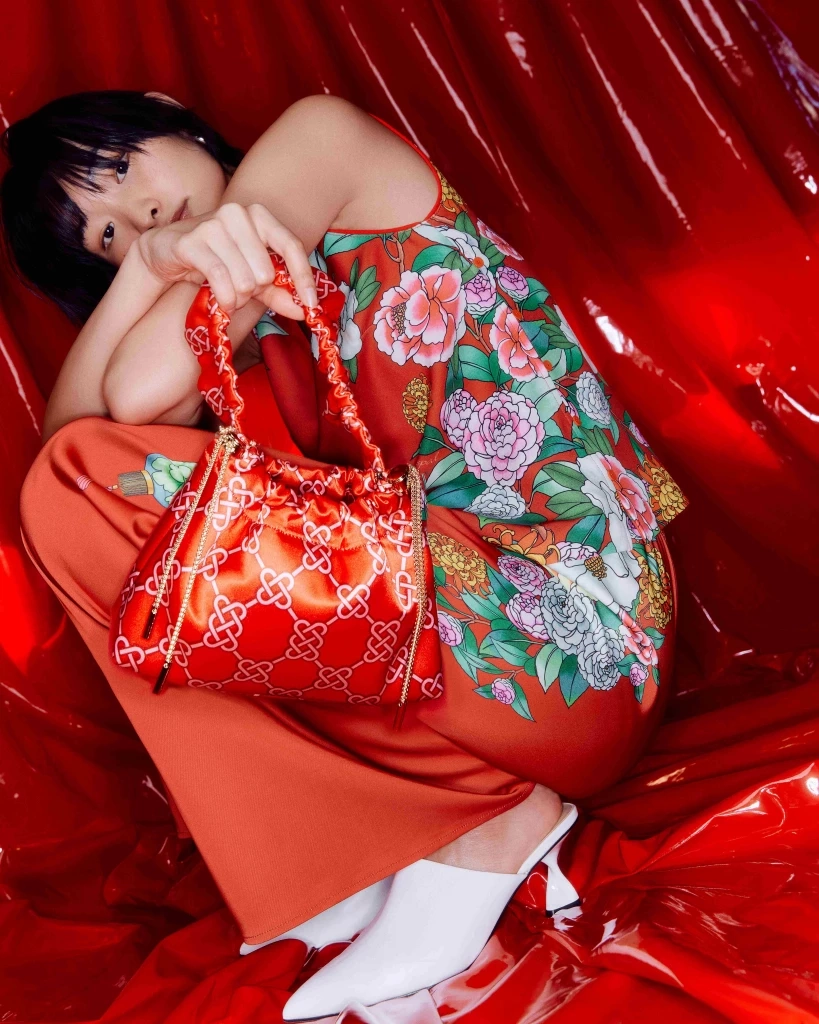 ส่องแฟชั่นต้อนรับตรุษจีนปีมังกร กับคอนเซ็ปต์ Sparkle in Red with JASPAL