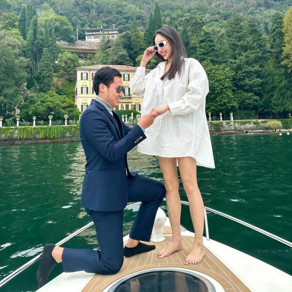 แฟน ๆ ร่วมยินดี รูปนี้ที่รอคอยมาแล้ว พี ชานนท์ คุกเข่าขอ แพท ณปภา แต่งงาน