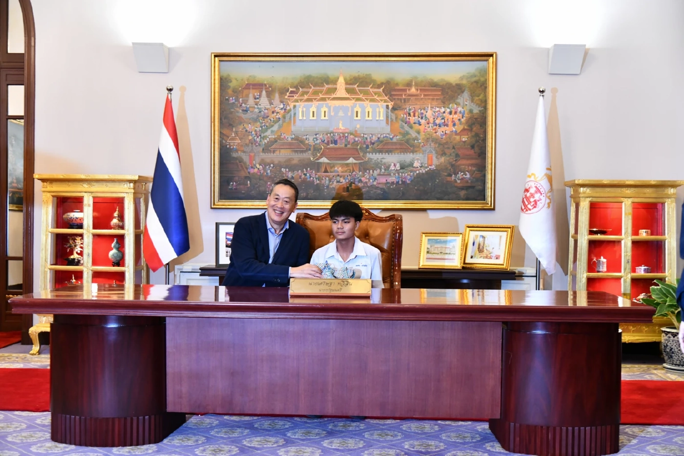 ห้องทำงาน เศรษฐา ทวีสิน นายกรัฐมนตรี ในวันเด็กแห่งชาติ 2567 