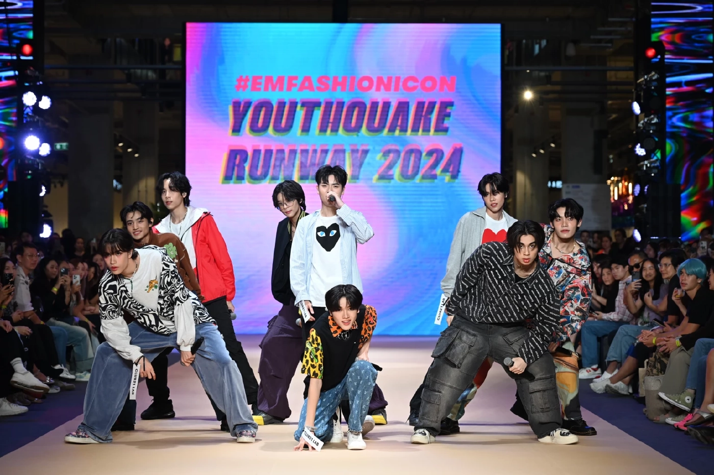 เก็บตกสีสันวันเด็ก ลูกดาราคนดัง ศิลปินรุ่นใหม่ ร่วมเดินแบบอวดความน่ารัก