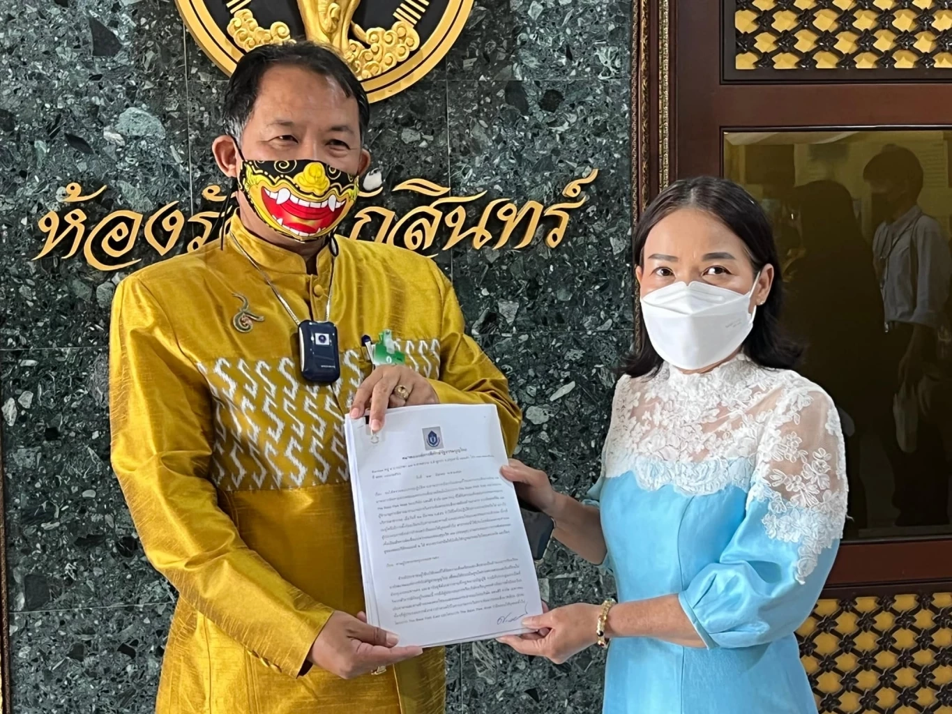 "ชูวิทย์" ขยี้ปม "พี่ศรี" ถูกจับเรียกเงิน ลั่นขอทวงความเป็นธรรมก่อนจากไป