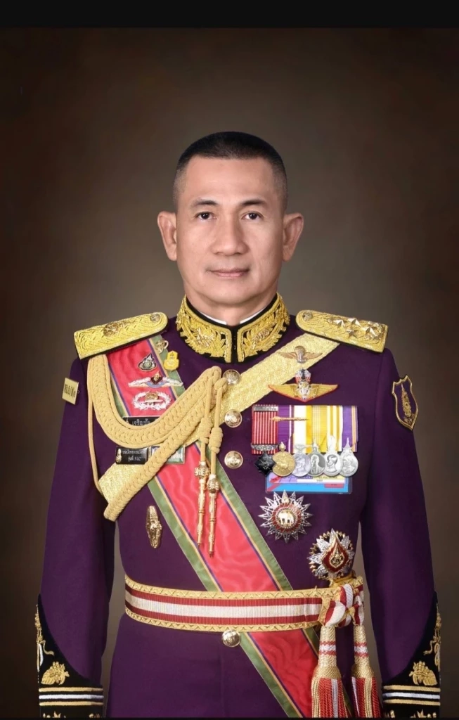 พล.อ. เจริญชัย หินเธาว์