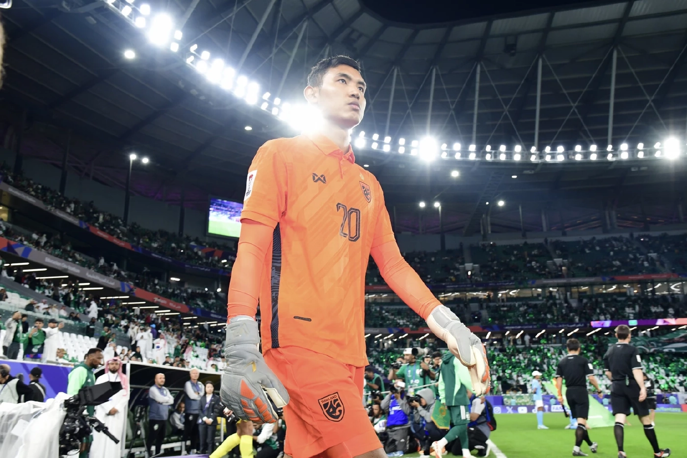 สรานนท์ อนุอินทร์