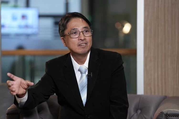 ธีรยุทธ สุวรรณเกษร ทนายอิสระ เจ้าของคำร้องขอให้ศาลรธน.วินิจฉัย ปม พิธา และก้าวไกล รณรงค์หาเสียงแก้ม.112