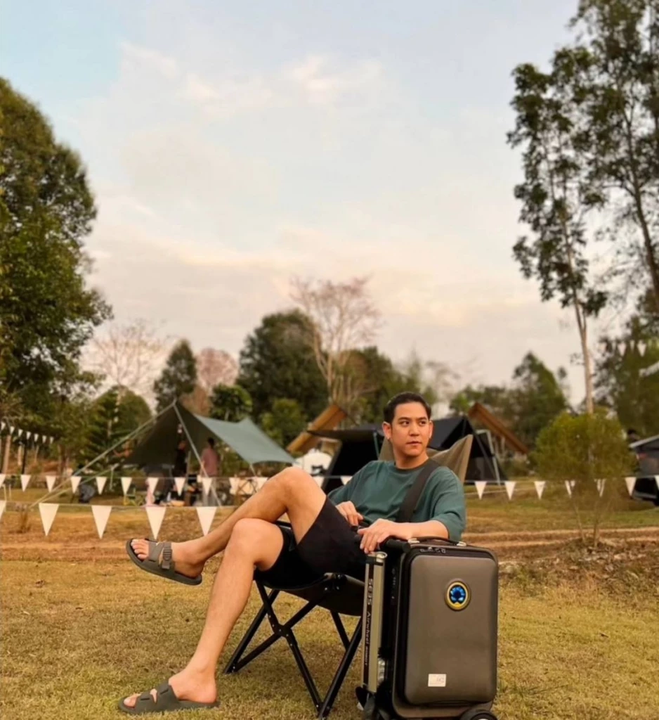 เปิดประวัติ พระเอกยิ้มสวย พอร์ช ศรัณย์ จากชอบแสงสี ปัจจุบันหลงใหลธรรมชาติ