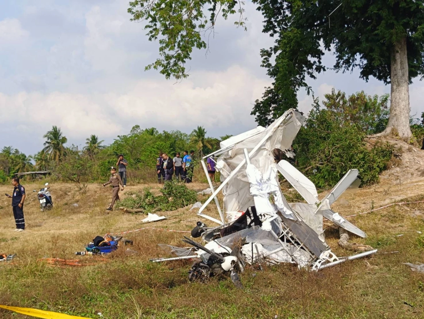 ด่วน! สลดรับวันเด็ก เกิดเหตุเครื่องบินเล็กตกที่พัทยา บาดเจ็บ 1 เสียชีวิต 1
