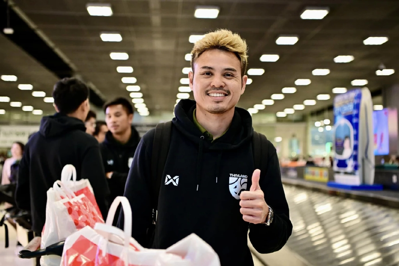 "ช้างศึก" กลับถึงไทย เตรียมลุยต่อในศึก "เอเชียนคัพ" นัดแรก 16 ม.ค.นี้