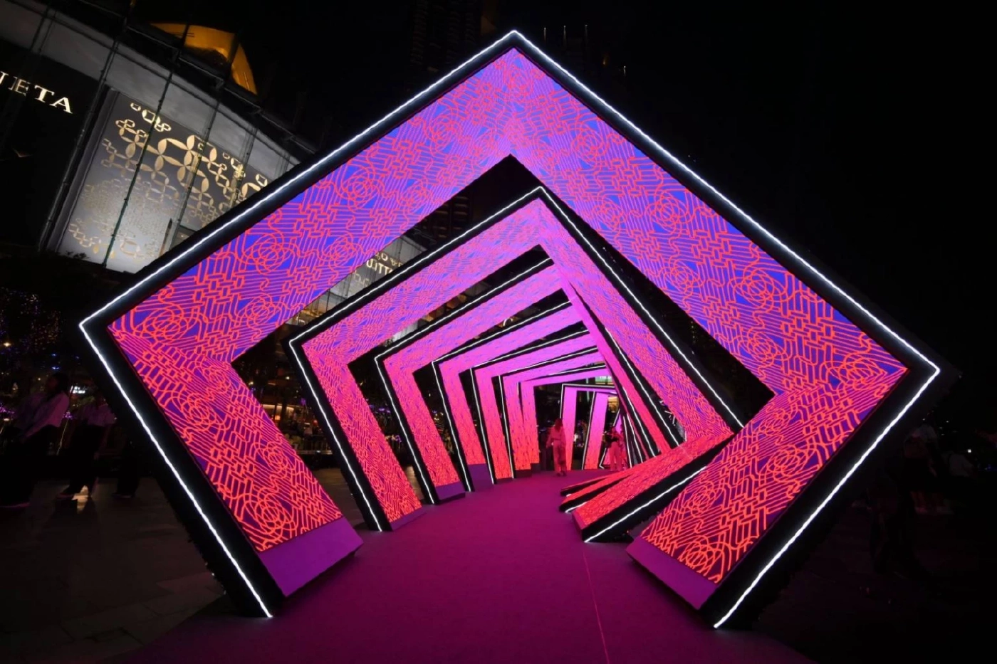 ถ่ายรูปกันให้ฉ่ำ ชมดิจิทัลอินเทอร์แอคทีฟครั้งแรกในโลก The Magic Dragon 2024