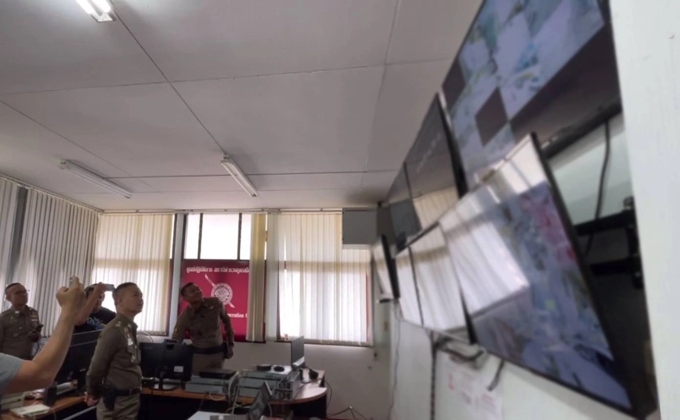 โปลิศตรัง นำร่องตั้งศูนย์ RTCC ติดกล้องทั่วเมือง ผ่าน 3 เดือน จับคดีอาชญากรรมได้ผล