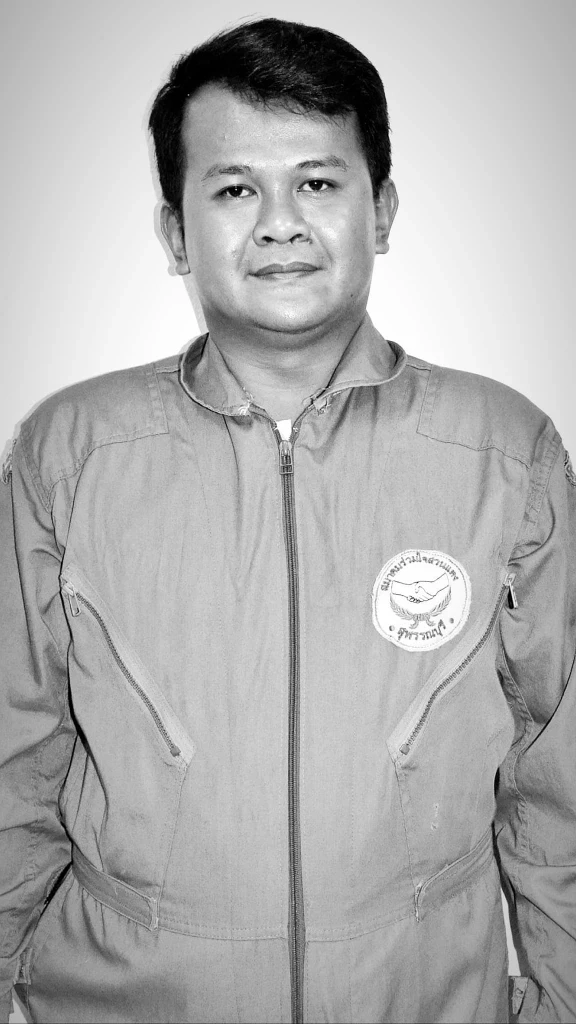 กู้ภัยฯ ร่วมไว้อาลัย 2 เจ้าหน้าที่สวนแตง เสียชีวิต เหตุ รง.พลุสุพรรณฯ ระเบิด