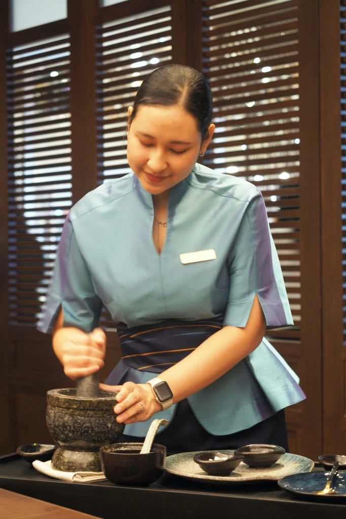 ‘ชมสินธุ์’ จากความรุ่มรวยของธาราไทย สู่เมนูต้นตำรับในแบบฉบับเชฟนิวเจน