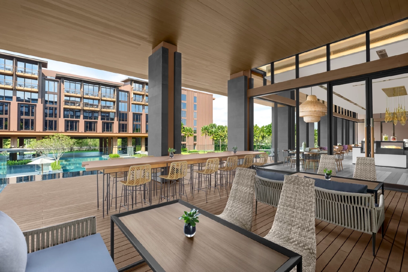 พาไปเช็คอิน "โรงแรม" แลนด์มาร์คแห่งใหม่โซนลาดกระบัง