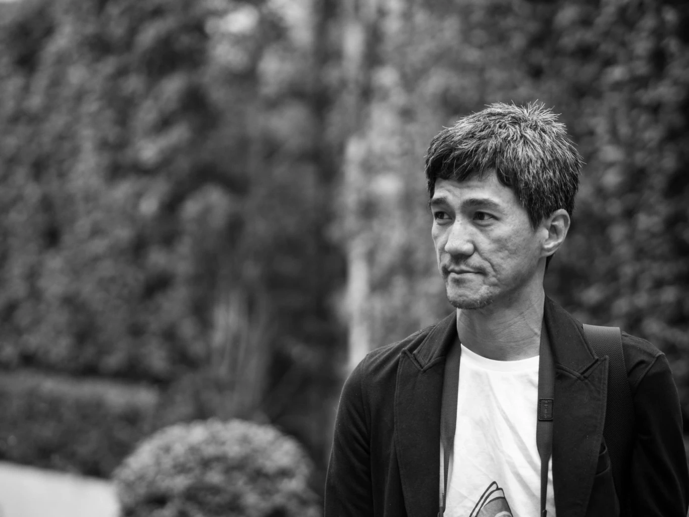 วงการแฟชั่นบุกราชดำเนิน FLYNOW หลอมรวมจิตวิญญาณนักสู้สองสนาม