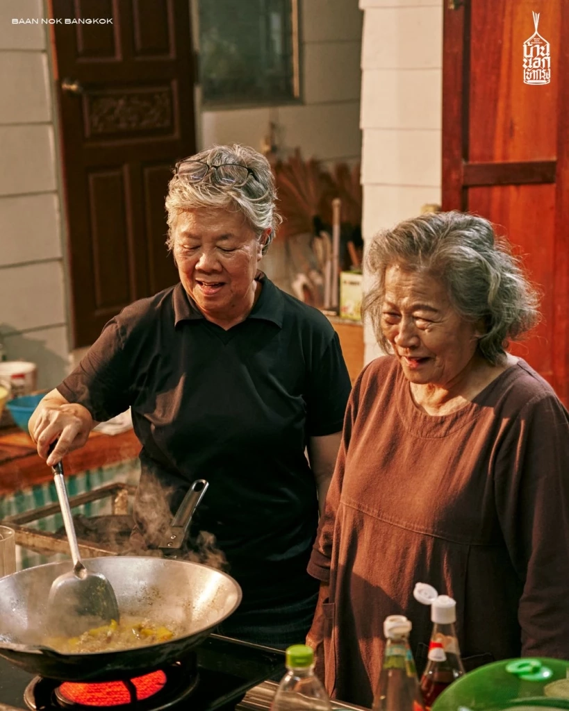 "บ้านนอกเข้ากรุง" ร้านอาหารจากรสมือแม่ส่งต่อความอร่อยต้นตำรับเมืองโคราช