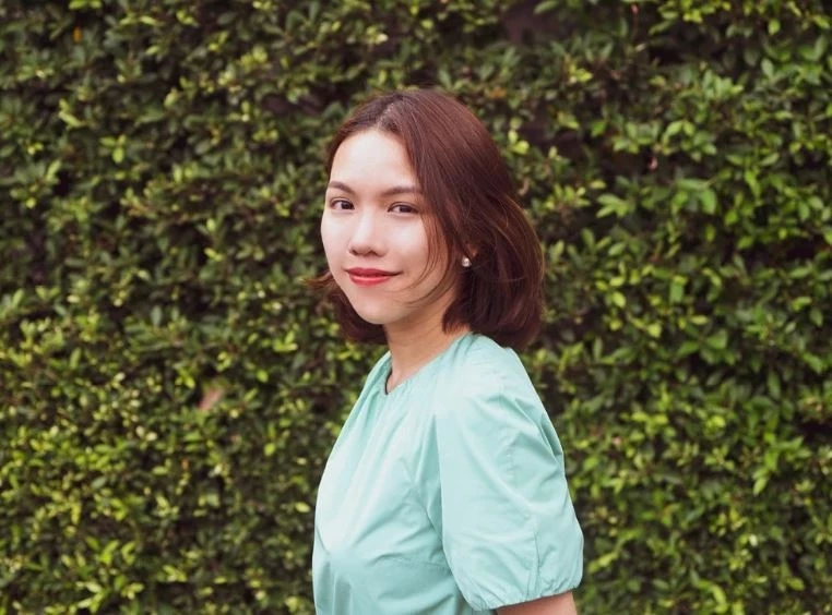 กมลนาถ องค์วรรณดี นักออกแบบแฟชั่น  / ประธานคณะอนุกรรมการขับเคลื่อนอุตสาหกรรมด้านแฟชั่น 