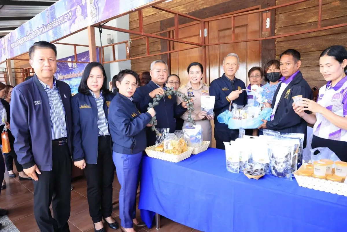 รมว. "พิพัฒน์" ดูแลแรงงานอิสระ รับจ้าง เกษตรกร  กว่า 1.8 แสนคน จ.พัทลุง