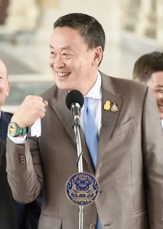 นายเศรษฐา ทวีสิน นายกรัฐมนตรี และรมว.คลัง