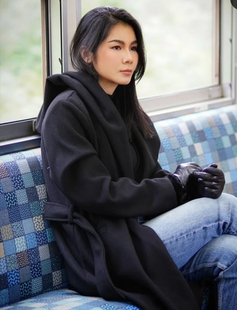 สาวเซ็กซี่ แนท เกศริน ขอลาปฏิบัติธรรม โพสต์รูปสวย ๆ ไว้ให้ดู เผื่อใครคิดถึง