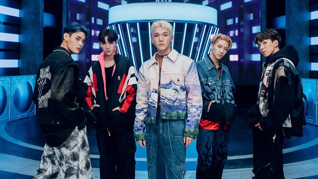 5 หนุ่มบอยกรุ๊ปวง PERSES ฉลองวาเลนไทน์ ให้สีกุหลาบแทนมุมมองของความรัก