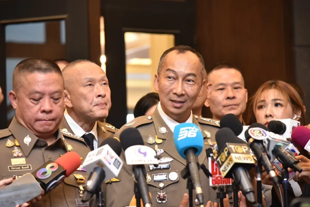 "บิ๊กต่อ" ตอบปมคลิป "พ.ต.อ." กราบเท้า "พ.ต.ท." ลั่น! นิ้วไหนร้ายต้องตัดทิ้ง