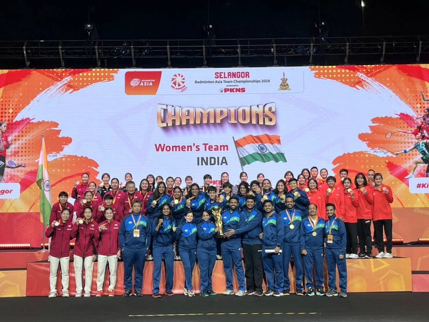 ขนไก่สาวไทยพ่ายอินเดียหวิว 2-3 คู่ คว้ารองแชมป์แบดมินตันเอเชีย