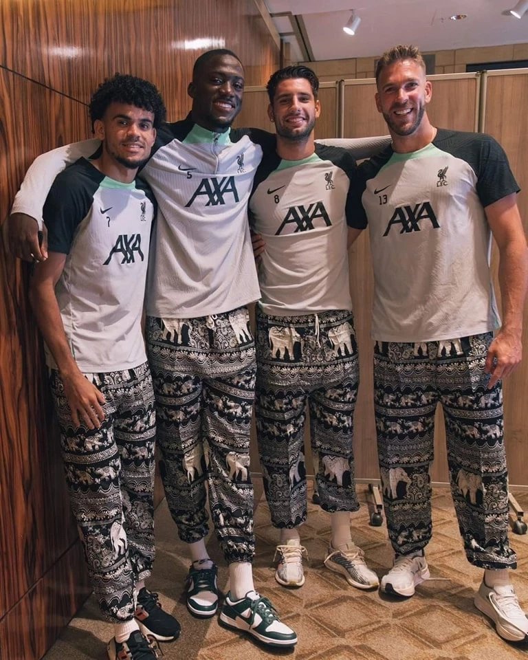 สอนวิธีดู "กางเกงช้าง" แบบไหนของไทยแท้ของพี่จีน จะได้ไม่ถูกจกตา