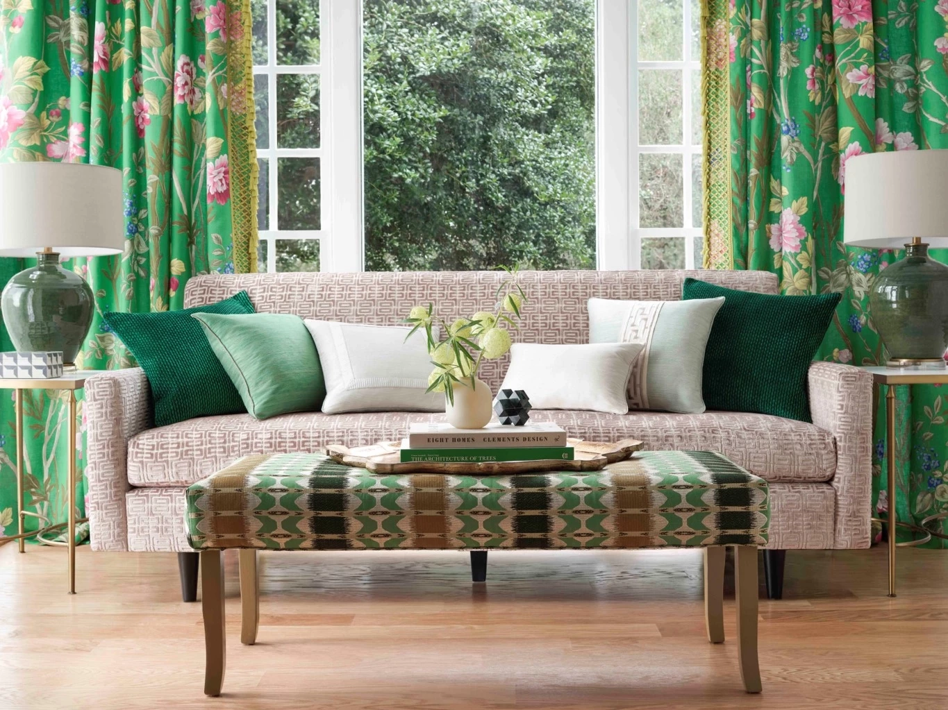 มาอัปเดตก่อนใคร! 4 เทรนด์สีผ้าตกแต่งบ้านมาแรงในปี 2024