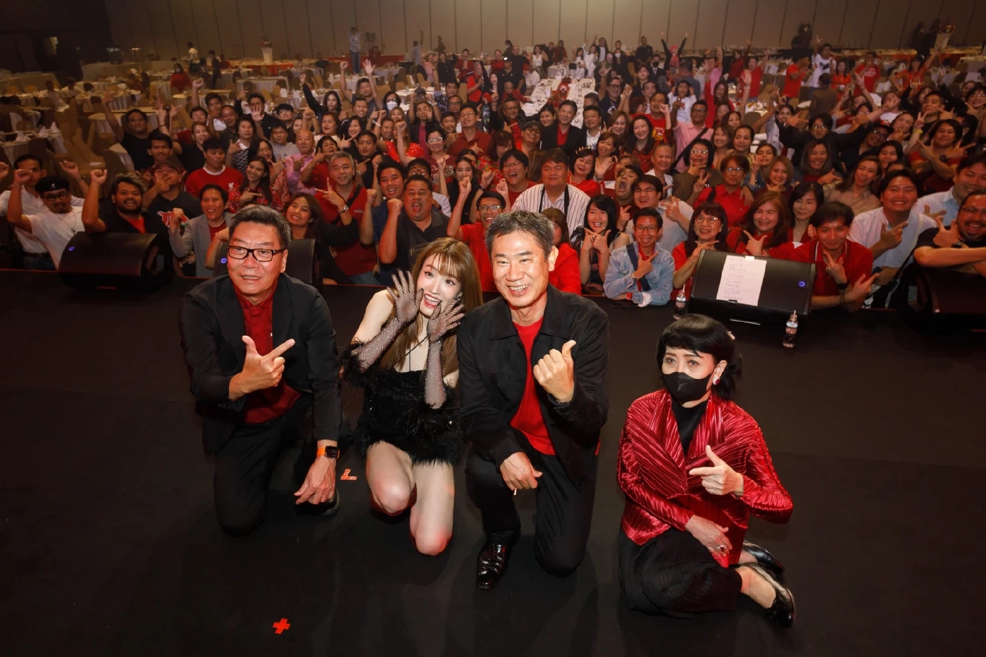 "อีซูซุ" จัดปาร์ตี้สุดพิเศษขอบคุณสื่อมวลชน สนุกสนาน...ทะลุเวิร์ส