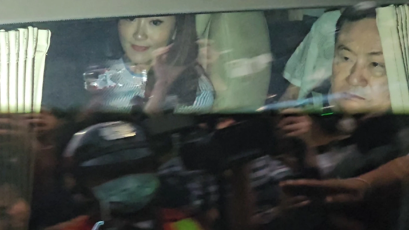 ส่องความเห็นคนการเมือง "ทักษิณ" ได้พักโทษกลับบ้าน มาดูกันคิดเห็นอย่างไร