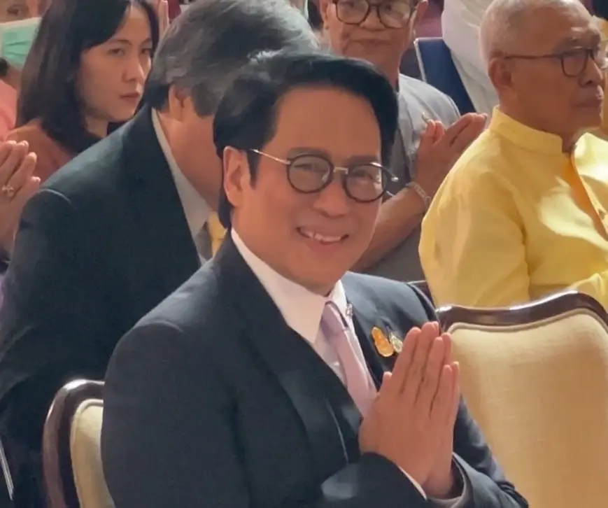 ผู้ช่วยรมว.วัฒนธรรม เปิดนิทรรศการแสดงประวัติ -ผลงาน ศิลปินแห่งชาติ ปี 2565