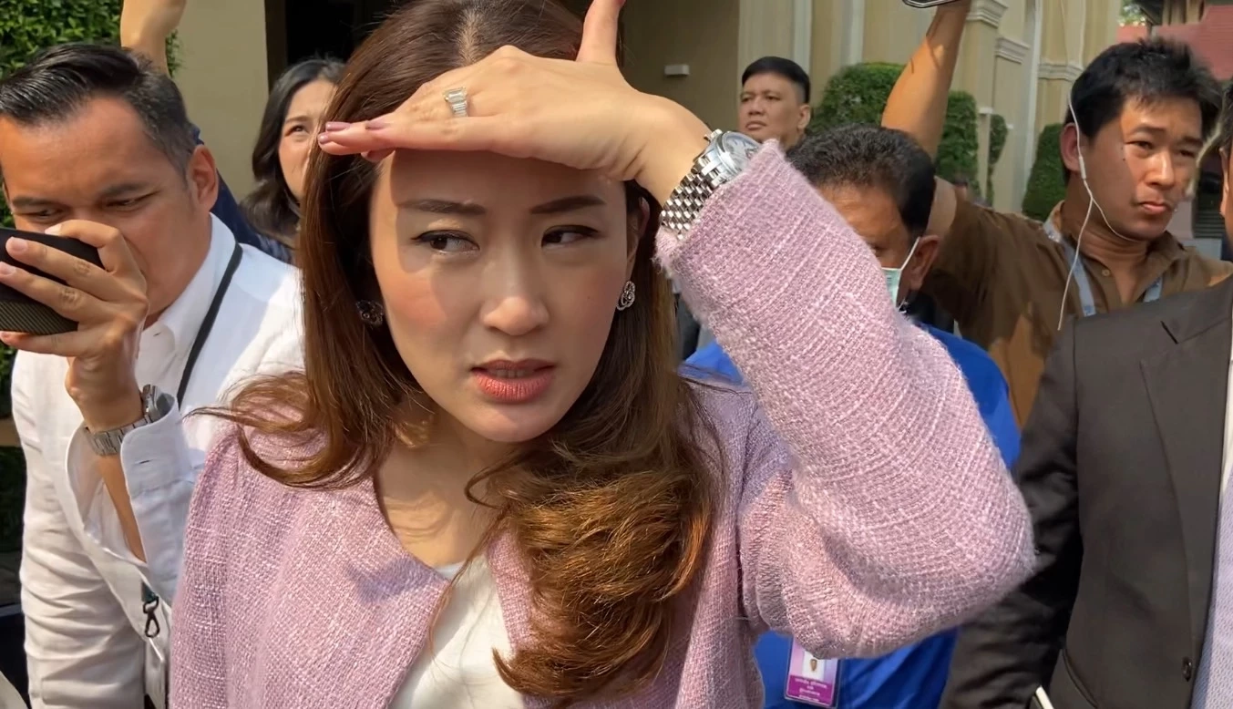 "ครอบครัวชินวัตร" เตรียมรอรับ "ทักษิณ" ที่บ้านจันทร์ส่องหล้า 18 ก.พ.นี้