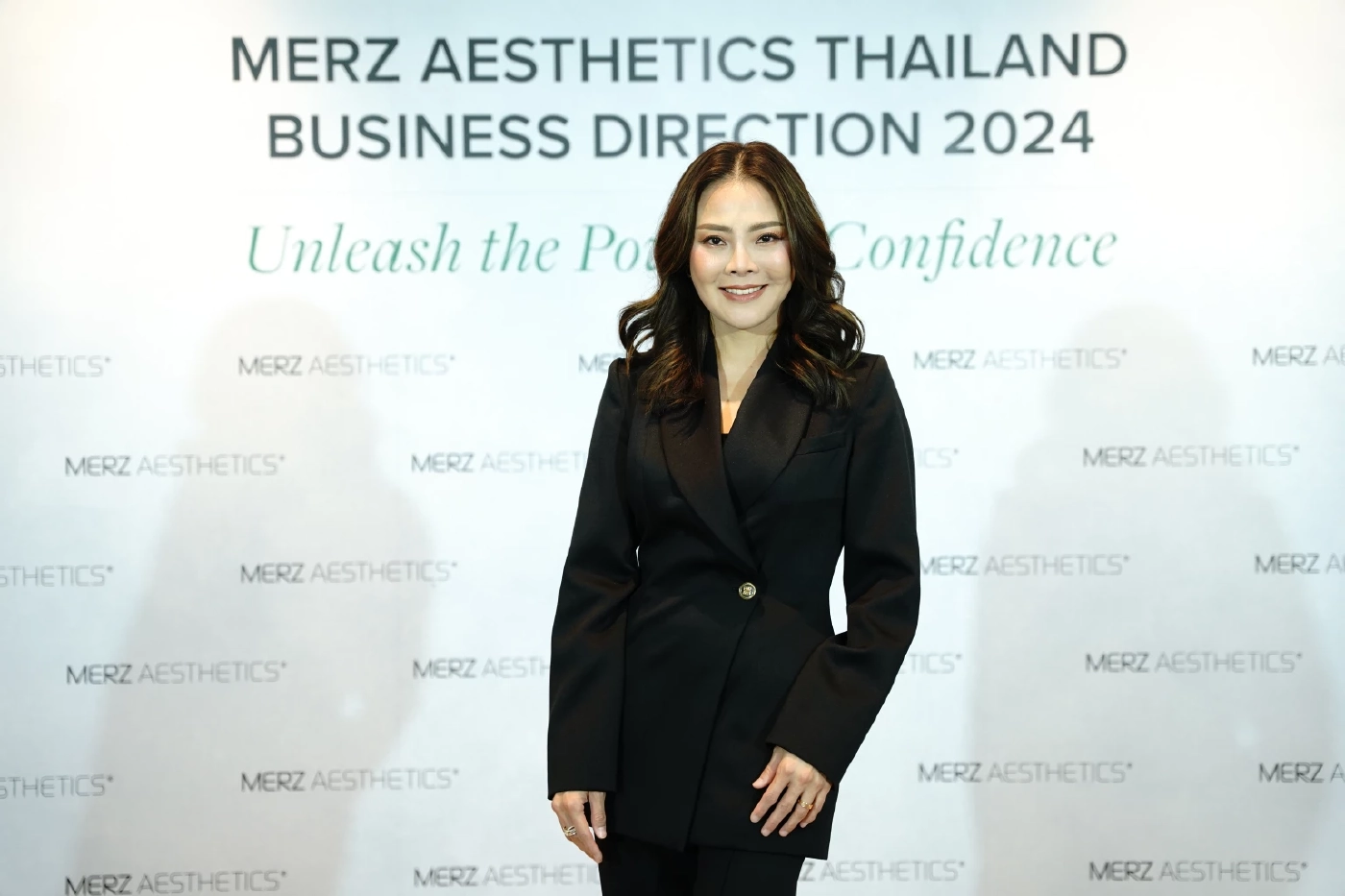 เภสัชกรหญิงกิตติวรรณ รัตนจันทร์ ผู้บริหารสูงสุด เมิร์ซ เอสเธติกส์ ประเทศไทยและสิงคโปร์ 