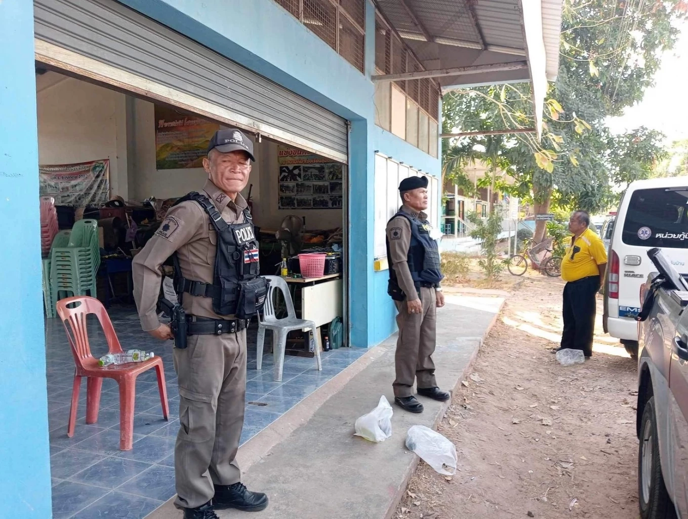 ด่วน! คนร้ายถือปืน บุกโรงเรียน ใน จ.มหาสารคม  ตำรวจปิดล้อมพื้นที่เจรจา