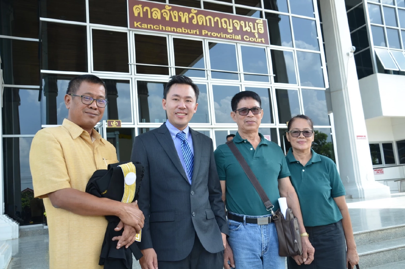 ย้อนมหากาพย์ คดีหวย 30 ล้าน "ลุงจรูญ" ฟ้องกลับ "ครูปรีชา" ศาลนัดชี้ชะตา 8 ก.พ. นี้