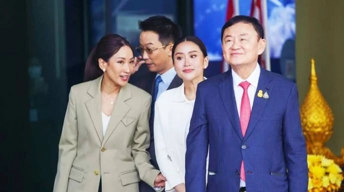 ทักษิณ ชินวัตร และครอบครัว