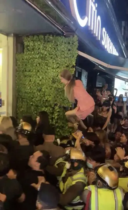ต้านกระแส #สุขุมวิท11 ไม่ไหว "พชร์ อานนท์" รับสมัคร 50 กะเทยไทย เพิ่มซีนหอแต๋วแตก