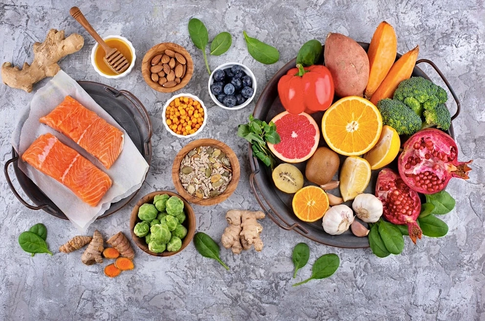 6 กลุ่มอาหารสู้แดด และ 12 อาหารต้านอนุมูลอิสระ กินช่วยเซฟผิวหน้าร้อน