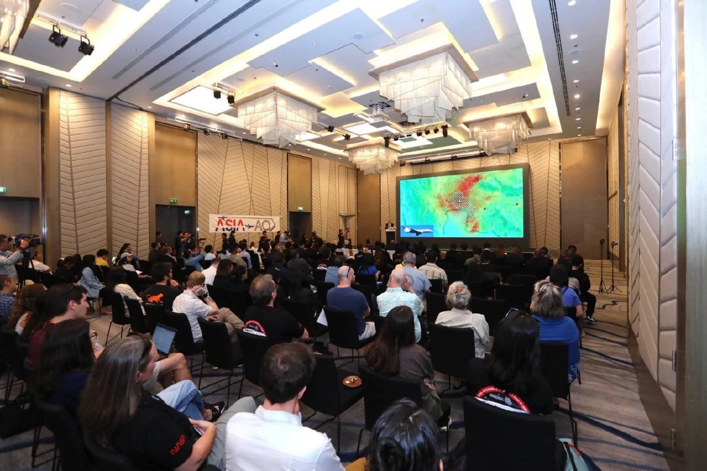 NASA ส่งเครื่องบิน DC-8 บินโฉบฝุ่นหนาทึบ จ.เชียงใหม่ เก็บข้อมูลวิจัย ปัญหาฝุ่น PM 2.5