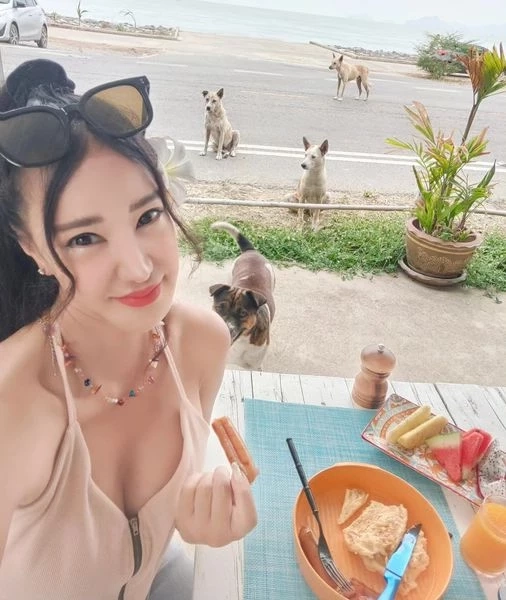 โปรดติดตาม เปิ้ล ไอริณ อยากออกซิงเกิลทุกเดือน ยิ่งโดนบูลลี่ยิ่งมีพลัง