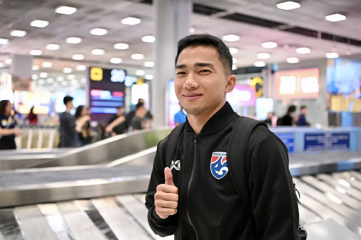 "ช้างศึก" เดินทางกลับถึงไทย "อิชิอิ" ชี้ได้แต้มล้ำค่า เชื่อนัดหน้าเกมต่างจากเดิม