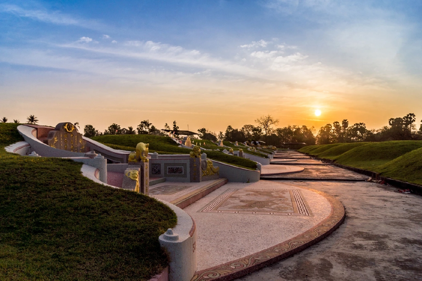 เปิดอาชีพชวนอึ้ง รายได้งาม รับจ้างล้างฮวงซุ้ยเทศกาลเช็งเม้ง ทำงานปีละครั้ง