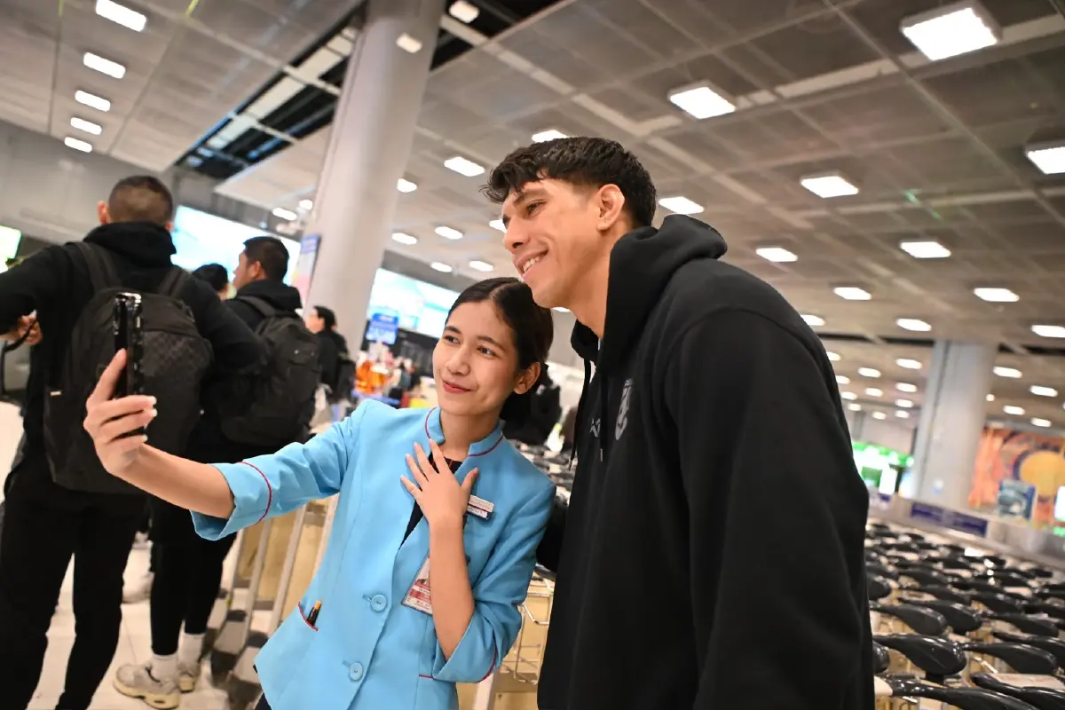 "ช้างศึก" เดินทางกลับถึงไทย "อิชิอิ" ชี้ได้แต้มล้ำค่า เชื่อนัดหน้าเกมต่างจากเดิม