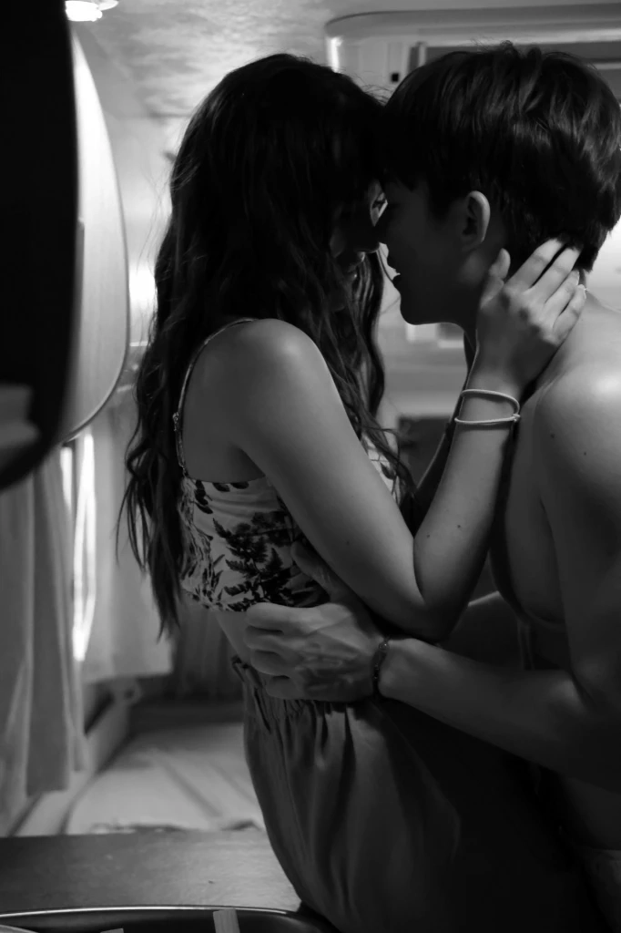 เลิฟซีนสุดฮือฮา หมาก-ญาญ่า ใน จนกว่าจะได้รักกัน