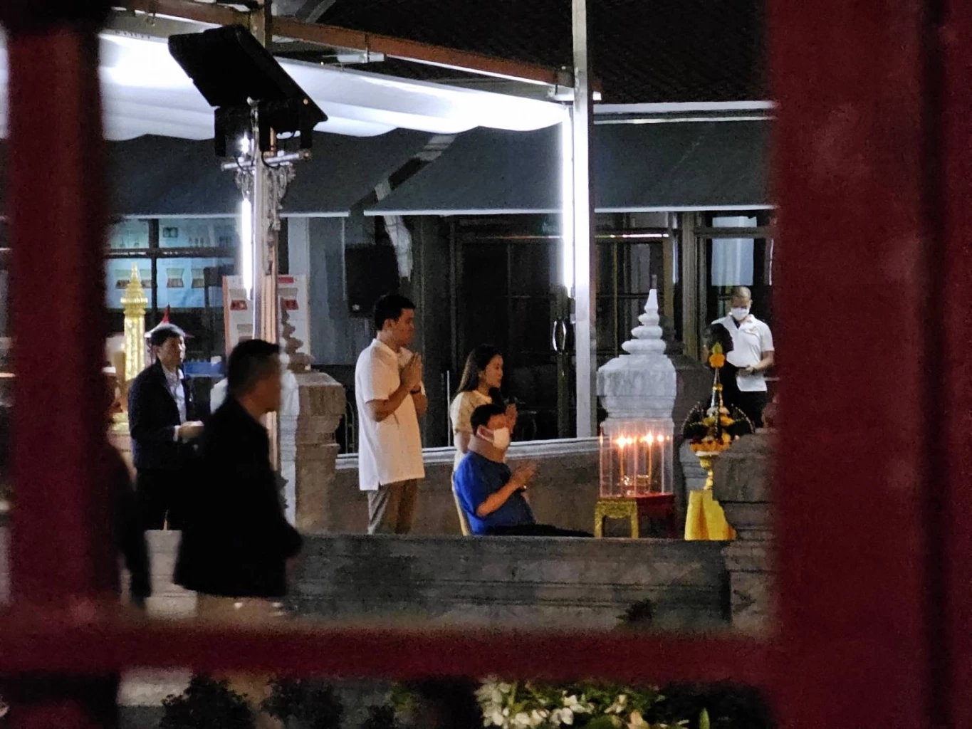 “ทักษิณ” ถือฤกษ์ 05:19น. สักการะสิ่งศักดิ์สิทธิ์ศาลหลักเมืองกรุงเทพฯ