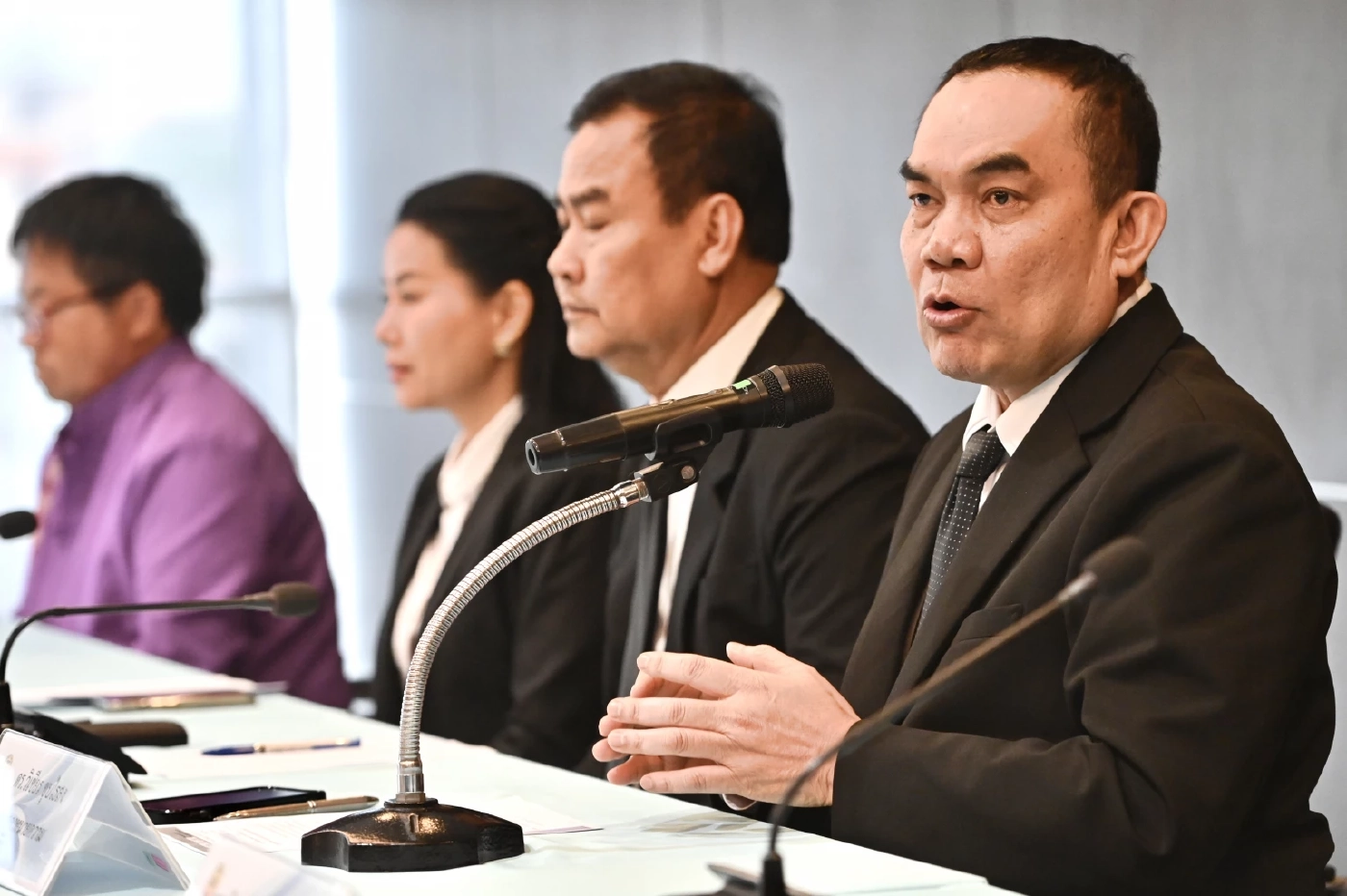 ดร.วิเชียร ชุบไรสง นายกสภาทนายความ