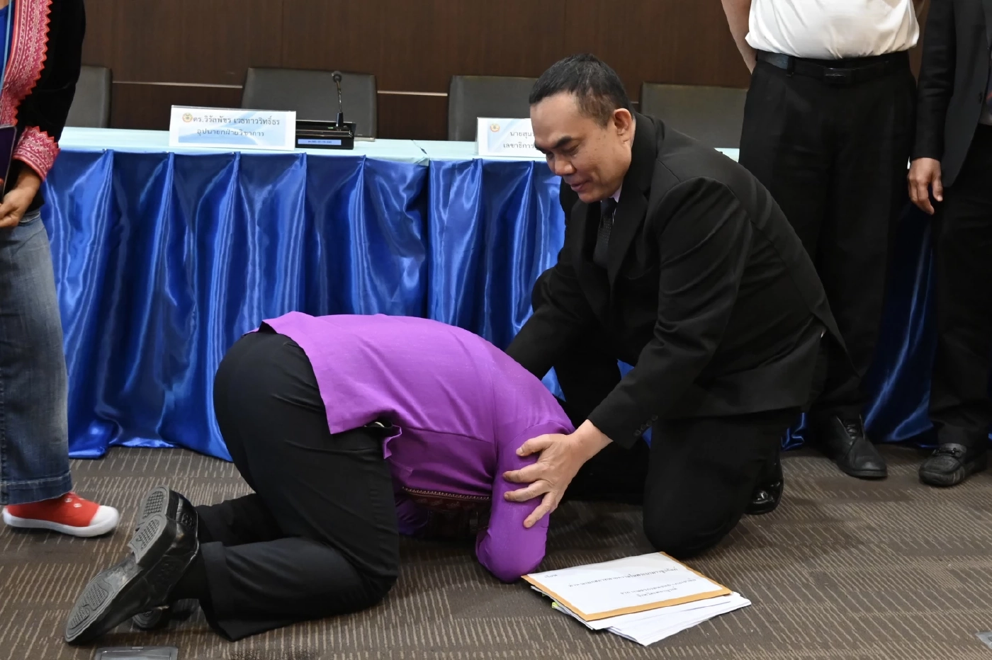 นายวิโรจน์ แช่จ๊ะ ประธานกลุ่มเกษตรกรคนจน