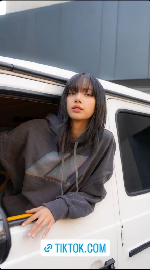 วันเกิด ลิซ่า BLACKPINK ปีนี้จัดยิ่งใหญ่ กลายเป็น วันลูกชิ้นยืนกิน