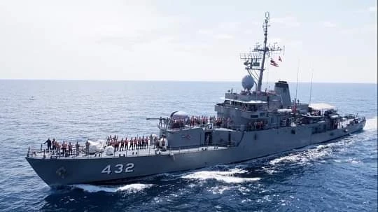 เพลิงไหม้ "เรือหลวงคีรีรัฐ" ขณะเทียบท่า เกิดอะไรขึ้นบ้าง ที่มาเป็นอย่างไร