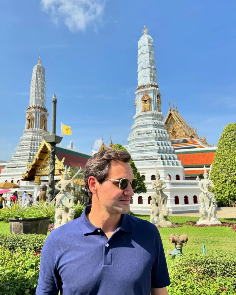 "โรเจอร์ เฟเดอเรอร์” โพสต์ภาพส่งท้าย ลงรูปท่องเที่ยวและอาหารไทยรัวๆ